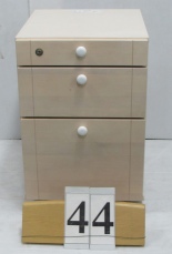 ラック    【44】